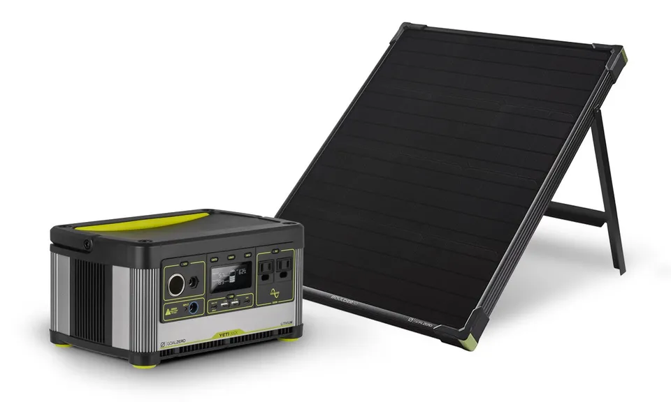 goal-zero-yeti-500x-boulder-50-solar-generator-kit-497wh-power-station-50w-rugge image 1