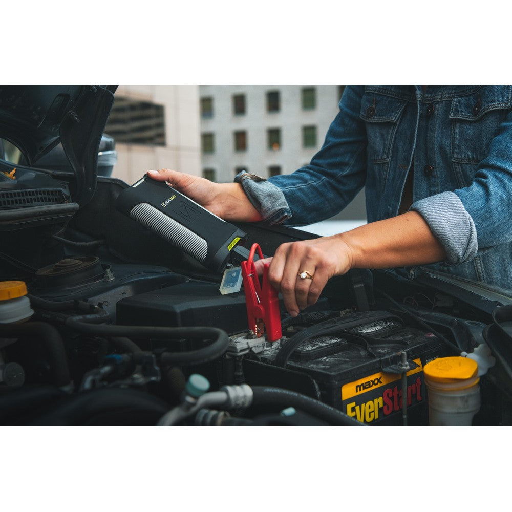 goal-zero-venture-jump-800-amp-portable-car-jump-starter-and-emergency-power-ban image 7