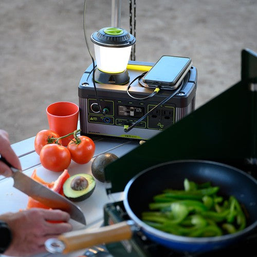 goal-zero-yeti-500x-boulder-50-solar-generator-kit-497wh-power-station-50w-rugge image 8