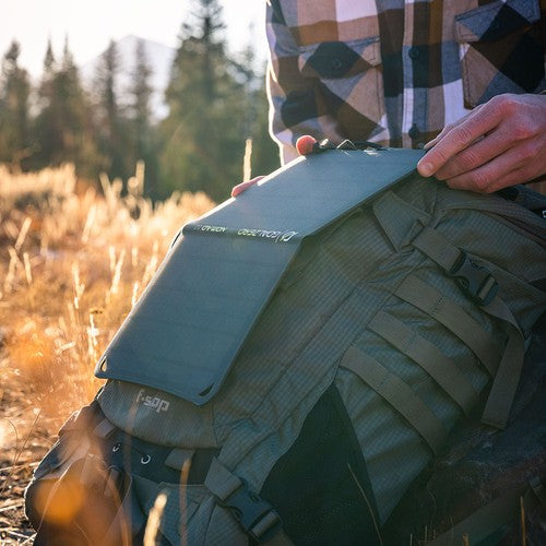 goal-zero-nomad-10-solar-panel-venture-30-power-bank-solar-charging-kit image 4