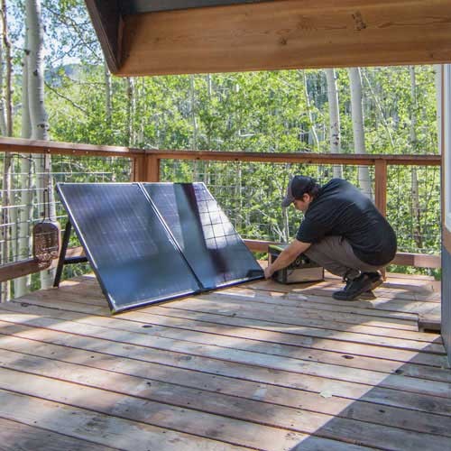 goal-zero-yeti-1000-core-boulder-200-briefcase-solar-generator-kit-1000wh-power- image 7