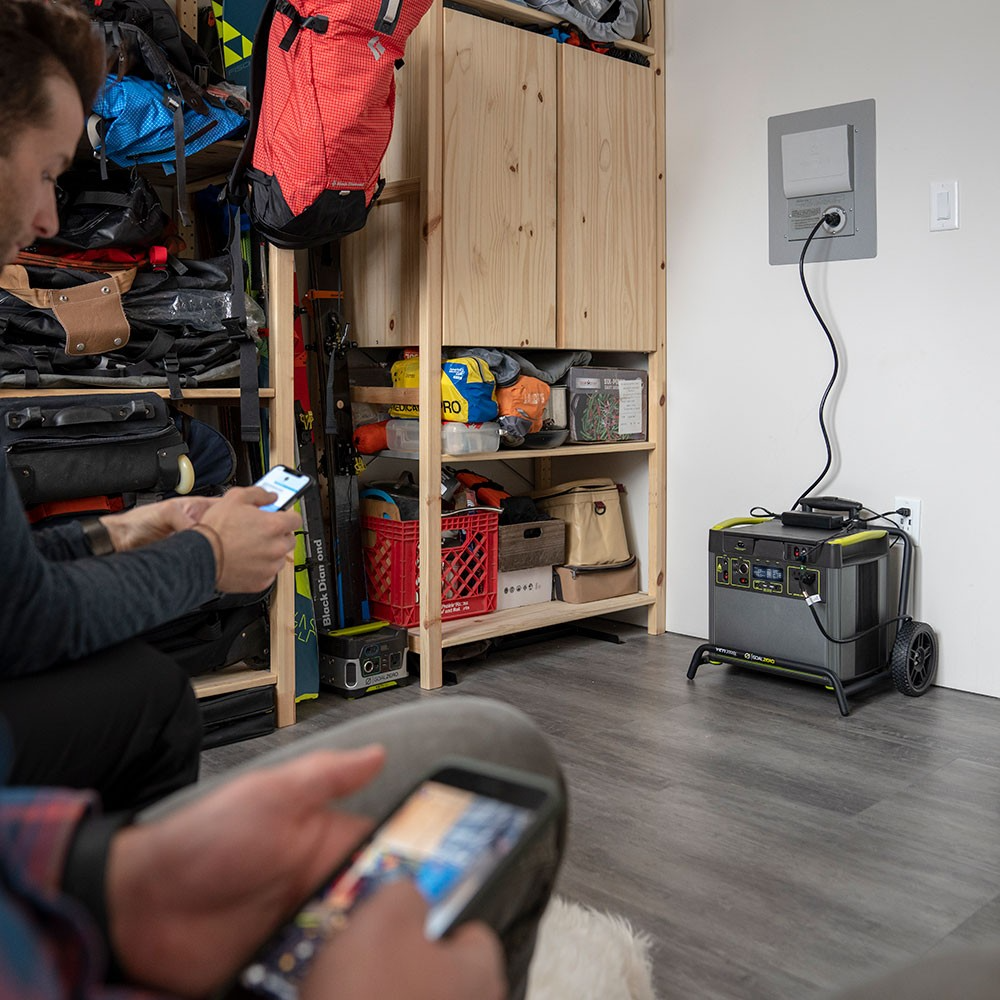 goal-zero-yeti-3000x-3000wh-home-backup-system-home-integration-kit-transfer-swi image 8