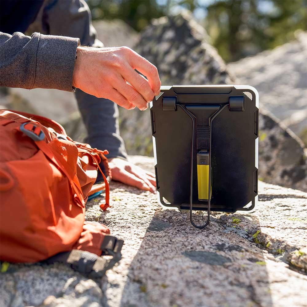 goal-zero-nomad-5-solar-panel-flip-12-power-bank-crush-light-chroma-compact-sola image 6