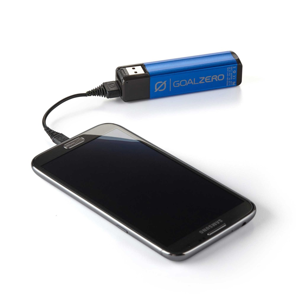 goal-zero-flip-10-power-bank-2-600mah-precharged-usb-backup-battery-with-flip-us image 3