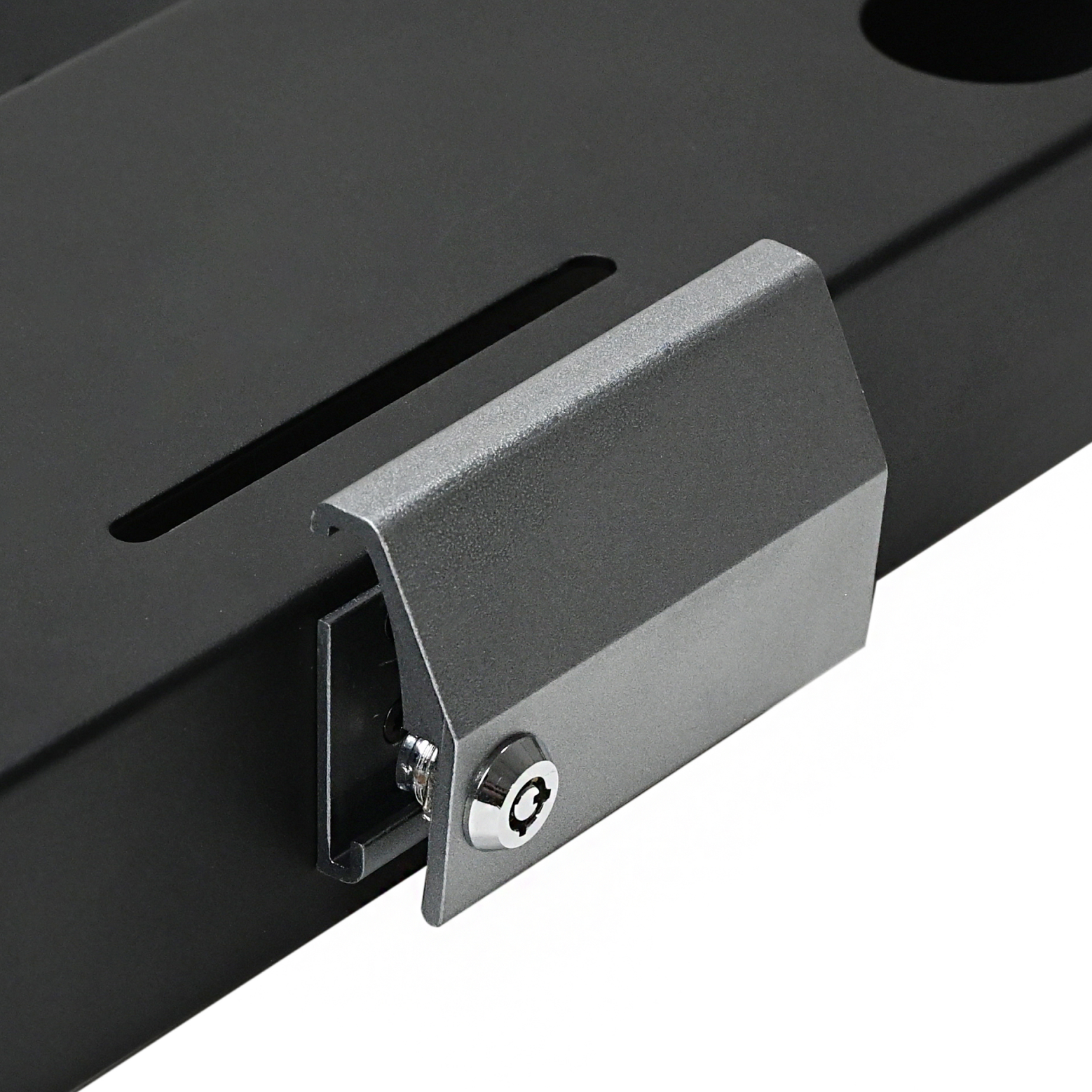 goal-zero-yeti-tank-pro-4000-locking-latch-kit-anti-theft-secure-lock-for-yeti-p image 1